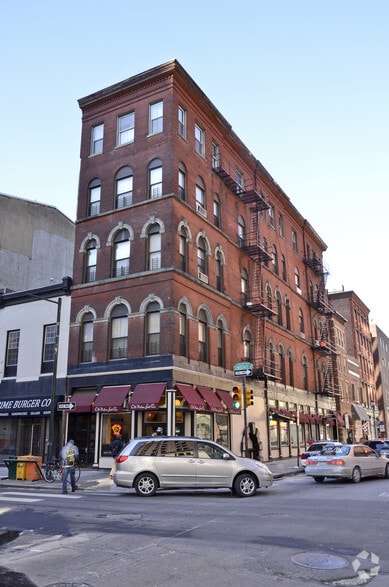 More Photos Of 701 Chestnut St, Philadelphia Office For Sale