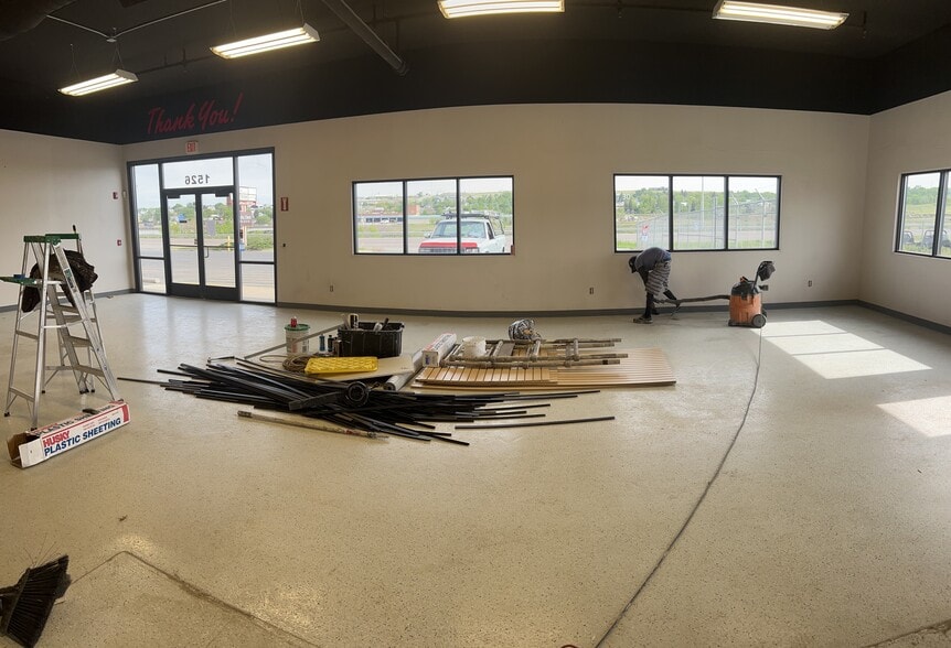 More Photos Of 1520 River Dr N, Great Falls Service For Lease