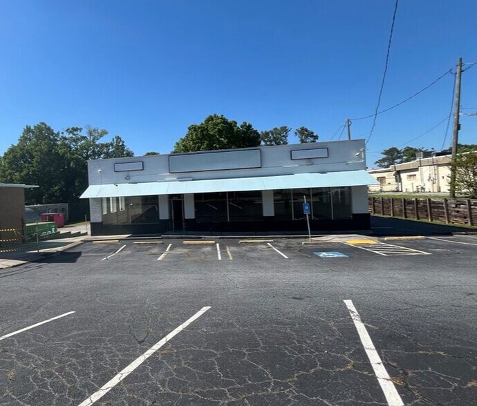 More Photos Of 1858 Cheshire Bridge Rd NE, Atlanta Storefront Retail Office For Lease