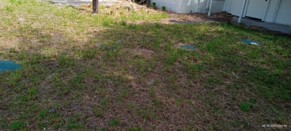 More Photos Of 6023 Kingsley Lake Dr, Starke Service Station For Sale