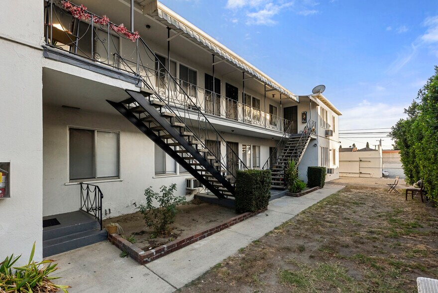 More Photos Of 14324 Roscoe Blvd, Panorama City Apartments For Sale