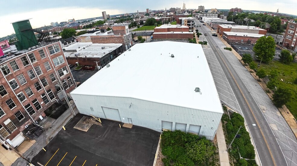 More Photos Of 2800-2810 Washington Ave, Saint Louis Warehouse For Lease