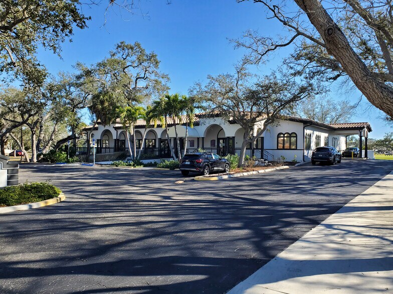 More Photos Of 540-550 Bay Isles Rd, Longboat Key Medical For Lease