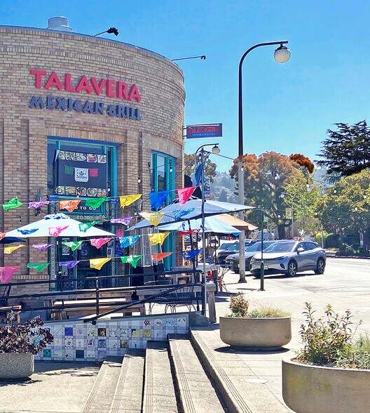 More Photos Of 1551 Solano Ave, Berkeley Storefront Retail Office For Lease