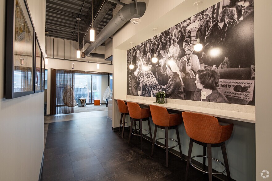 More Photos Of 6 Cardinal Way, Saint Louis Office For Lease