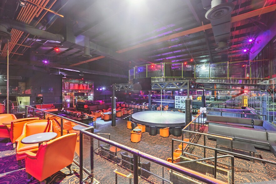 More Photos Of 4730 Frontage Rd, Forest Park Bar For Sale