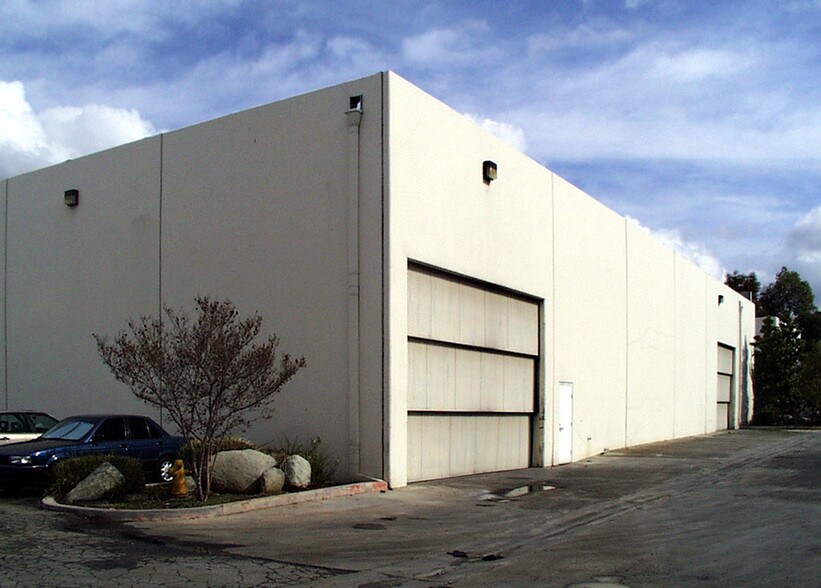 More Photos Of 18042 Cortney Ct, City of Industry Warehouse For Lease