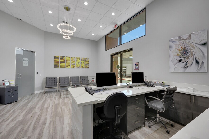 More Photos Of 375 N Stephanie St, Henderson Medical For Sale