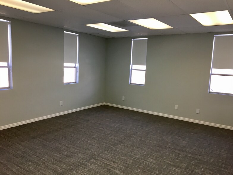 More Photos Of 837 S 500 W, Bountiful Office For Lease