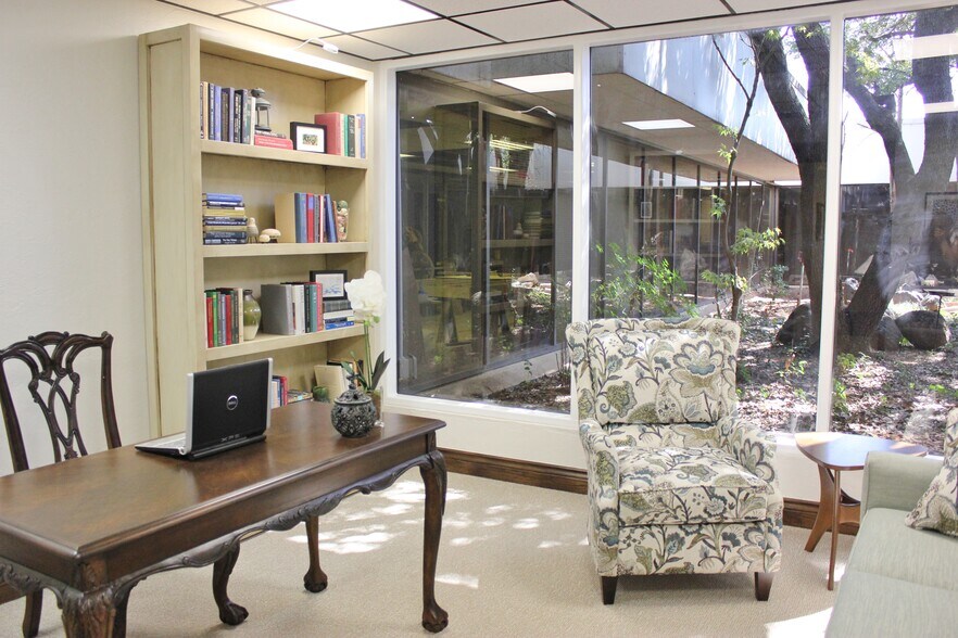 More Photos Of 4900 N Portland Ave, Oklahoma City Office For Lease