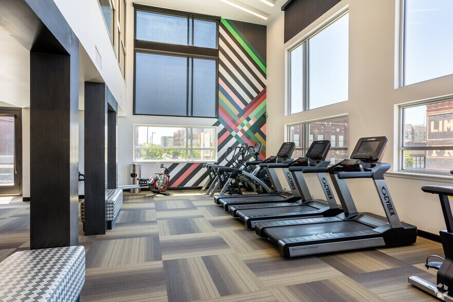 More Photos Of 2401 Blake St, Denver Apartments For Lease