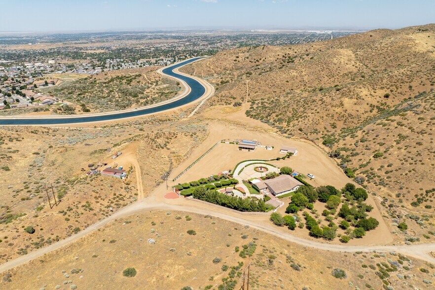 More Photos Of 5801 Hacienda Ranch Rd, Palmdale Specialty For Sale
