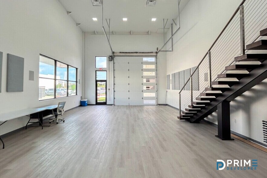 More Photos Of 2601 E State Highway 121, Lewisville Warehouse For Sale
