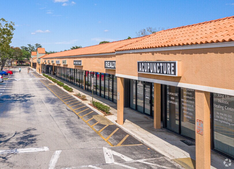 More Photos Of 12109-12397 Sheridan St, Cooper City Unknown For Lease