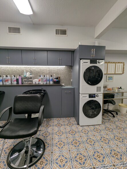 More Photos Of 3544 S Orange Ave, Orlando Unknown For Lease