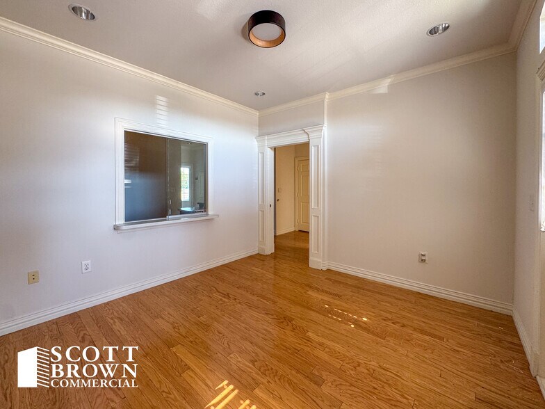More Photos Of 860 Hebron Pky, Lewisville Medical For Sale