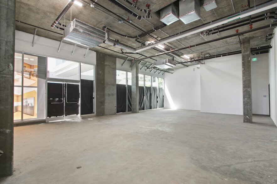 More Photos Of 1550 Lincoln Blvd, Santa Monica Apartments For Lease