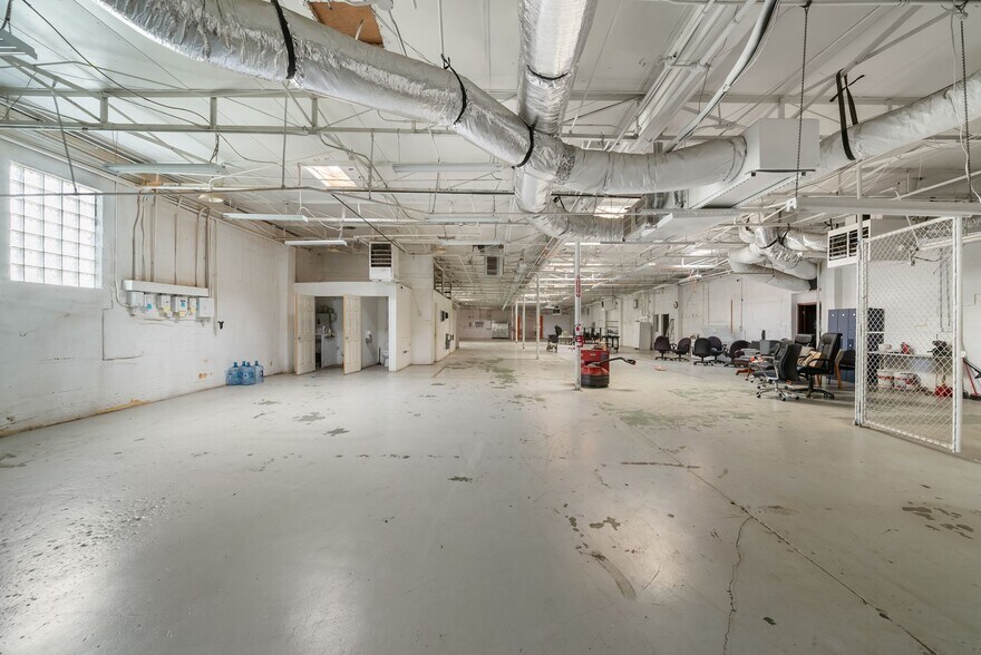 More Photos Of 6001 Tension Dr, Fort Worth Manufacturing For Sale