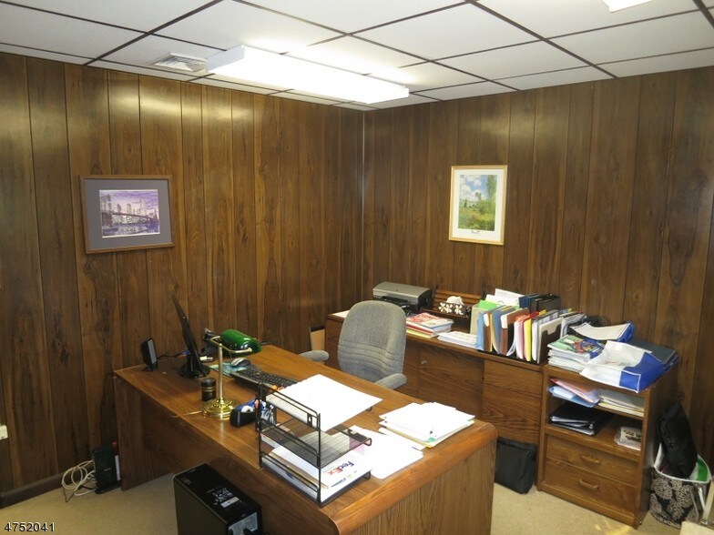 More Photos Of 332-334 North Ave, Garwood Loft Creative Space For Lease