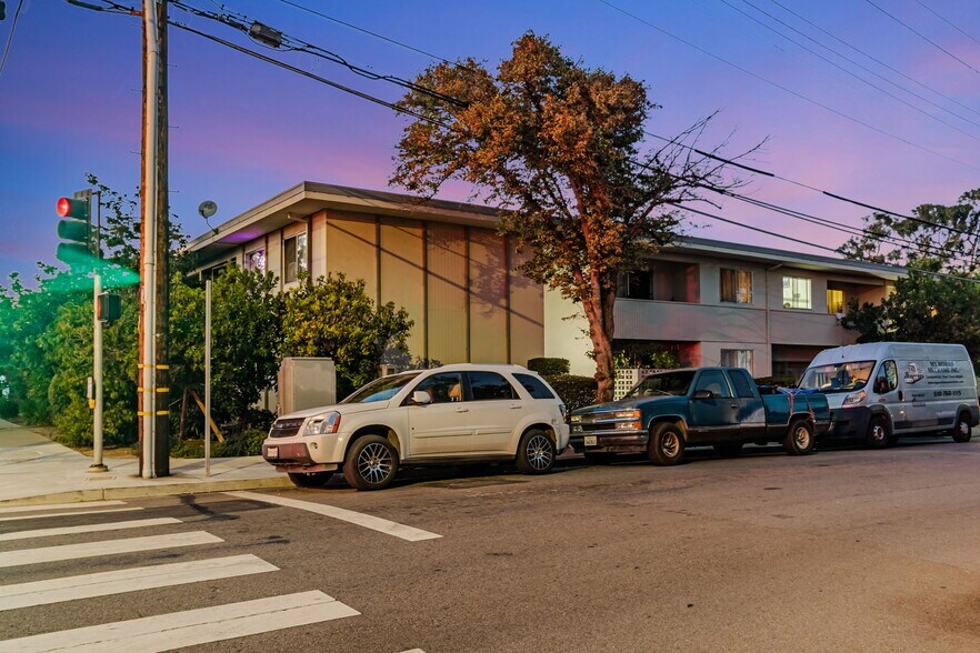 More Photos Of 500 N San Mateo Dr, San Mateo Apartments For Sale