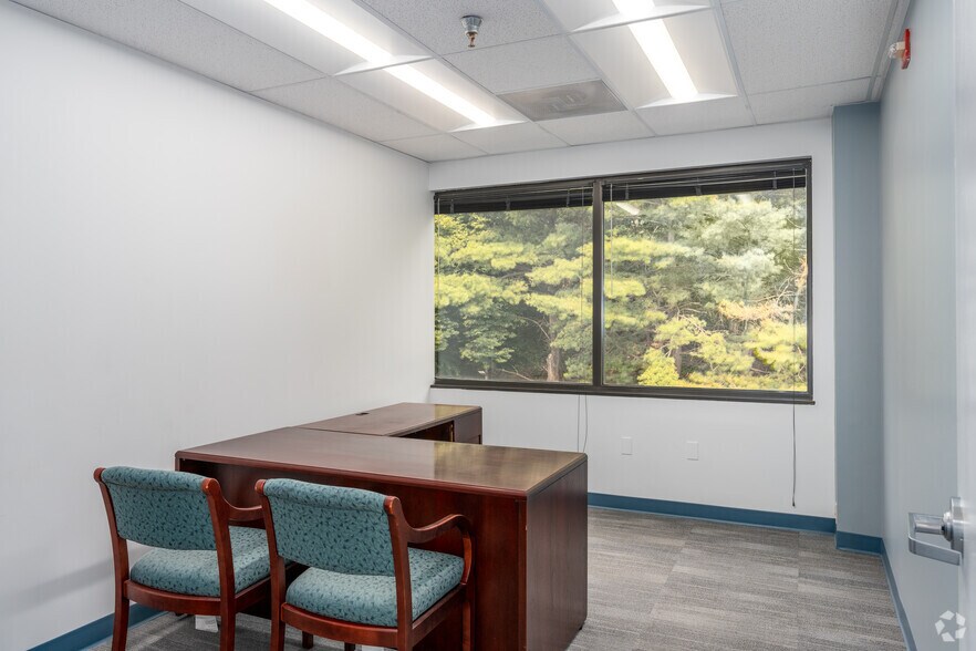 More Photos Of 2219 York Rd, Timonium Coworking Space