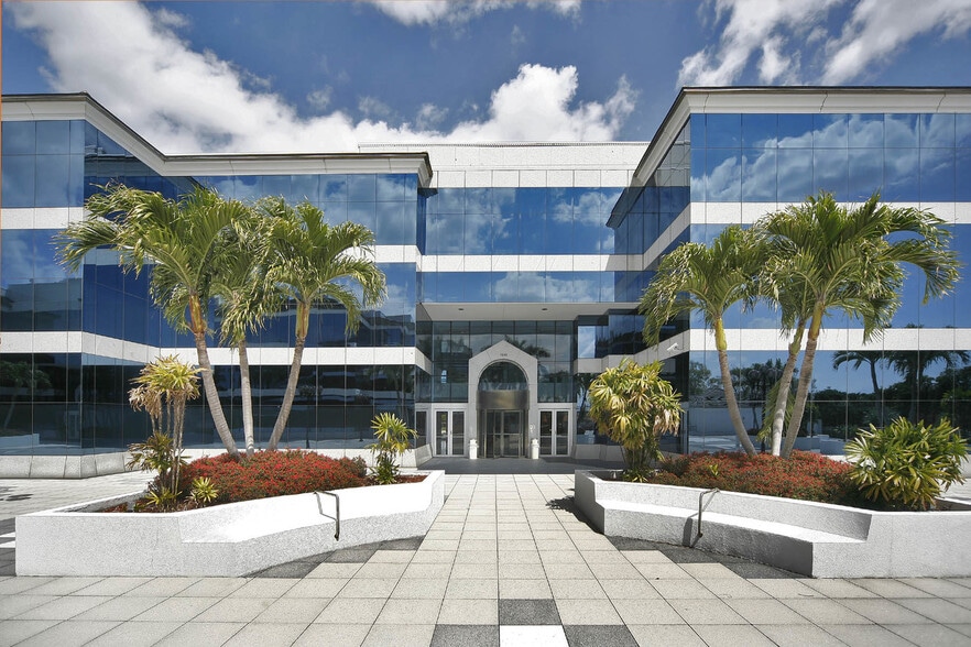 Primary Photo Of 7280 W Palmetto Park Rd, Boca Raton Office For Lease