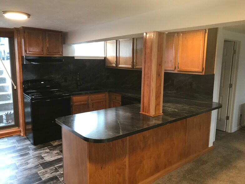 More Photos Of 904 E Pulaski Hwy, Elkton General Retail For Sale