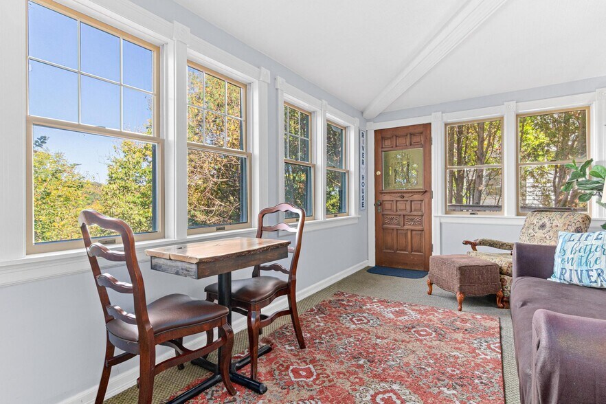 More Photos Of 305 River St, Osceola Hospitality For Sale