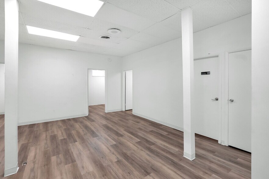 More Photos Of 3184 W Broad St, Columbus Medical For Lease