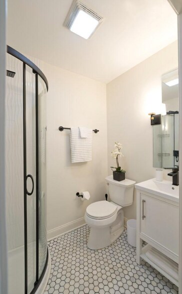 More Photos Of 294 Freshwater Cove Ln, Lovingston Hospitality For Sale