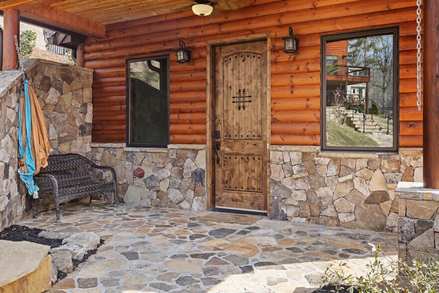 More Photos Of 5735 Archer Ave, Cumming Apartments For Sale