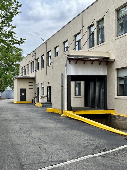 More Photos Of 1 W Forest Ave, Englewood Light Manufacturing For Lease