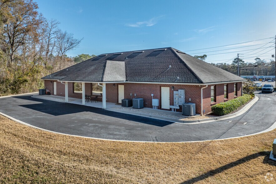 More Photos Of 450107-450115 State Road 200, Callahan Office For Lease