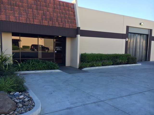 More Photos Of 380 Swift Ave, South San Francisco Warehouse For Lease