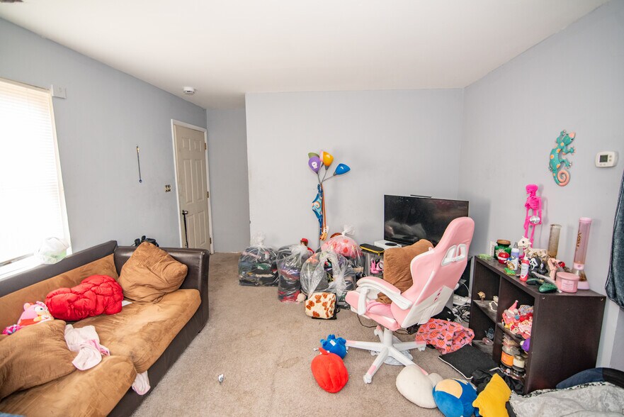 More Photos Of 80 E Bel Air Ave, Aberdeen Apartments For Sale