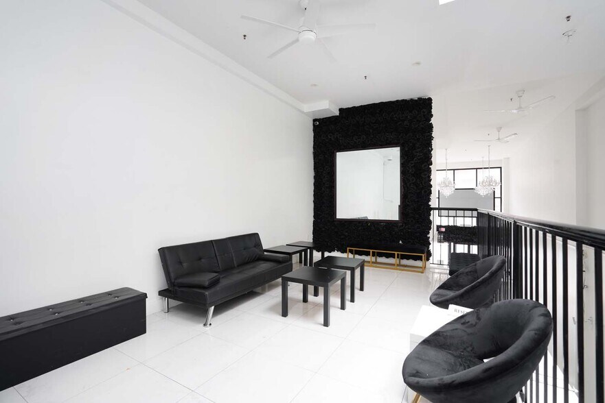 More Photos Of 577 Lafayette Ave, Brooklyn Storefront Retail Residential For Lease