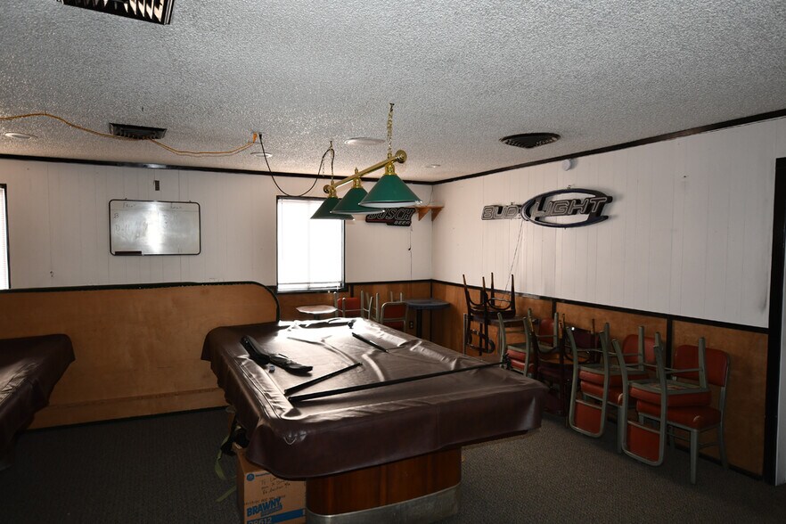 More Photos Of 2620 W 2nd St, The Dalles Restaurant For Sale