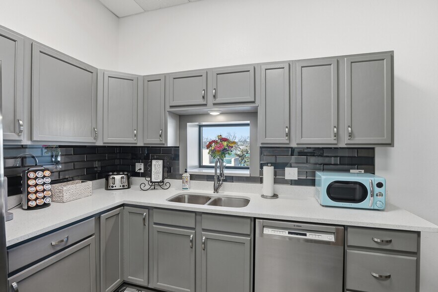 More Photos Of 801 S Washington St, Stillwater Healthcare For Sale