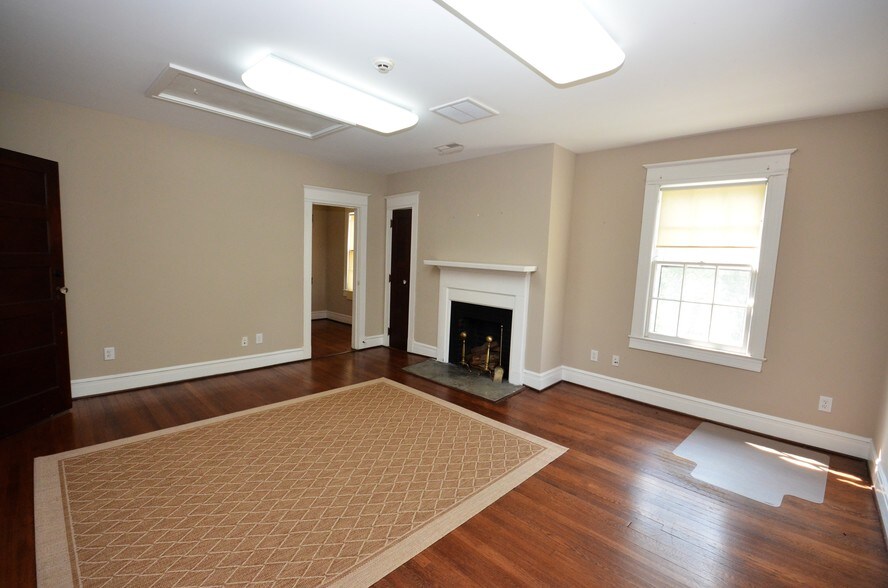 More Photos Of 7504 Summerfield Rd, Summerfield Coworking Space