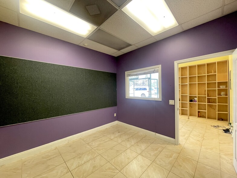 More Photos Of 21 W Duarte Rd, Arcadia Office For Sale