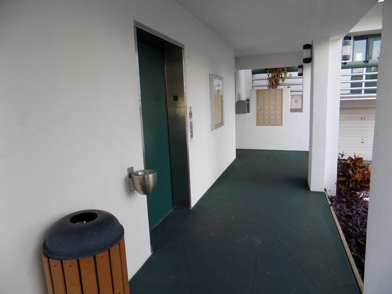 More Photos Of 1460 S McCall Rd, Englewood Medical For Sale