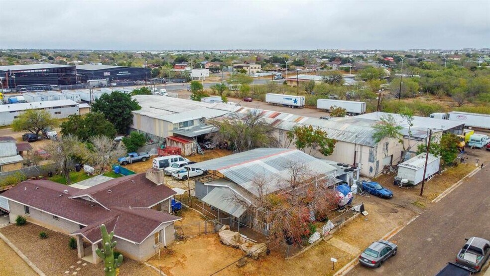 More Photos Of 300 N Ejido Ave, Laredo Industrial For Sale