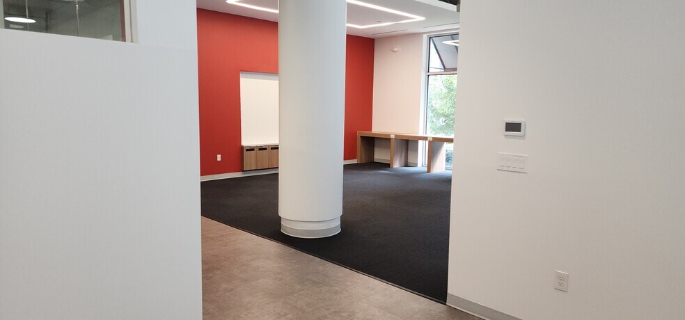 More Photos Of 805 Peachtree St NE, Atlanta Apartments For Lease