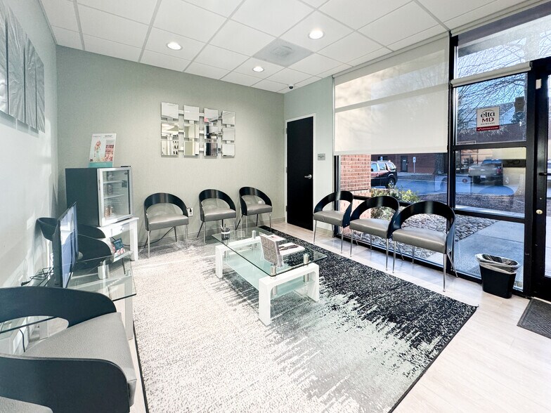 More Photos Of 3225 Blue Ridge Rd, Raleigh Medical For Lease