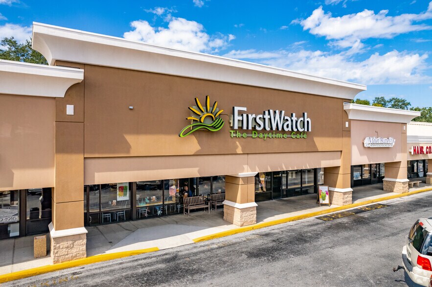 More Photos Of 35104 US Highway 19 N, Palm Harbor Unknown For Lease