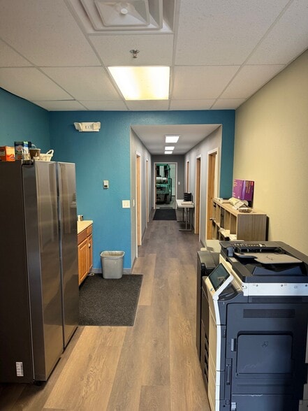 More Photos Of 7927-7939 Red Granite Loop, Colorado Springs Warehouse For Lease