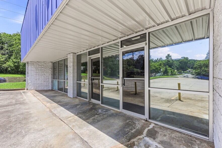 More Photos Of 146 Morrison Moore Pkwy E, Dahlonega Freestanding For Lease