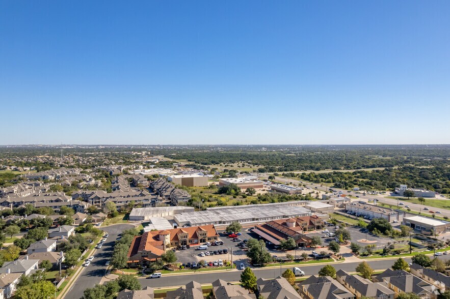 More Photos Of 7700 Cat Hollow Dr, Round Rock Medical For Lease