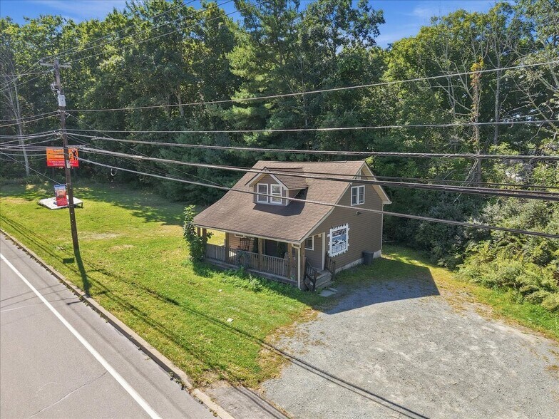 More Photos Of 2592 US-6, Hawley General Retail For Sale