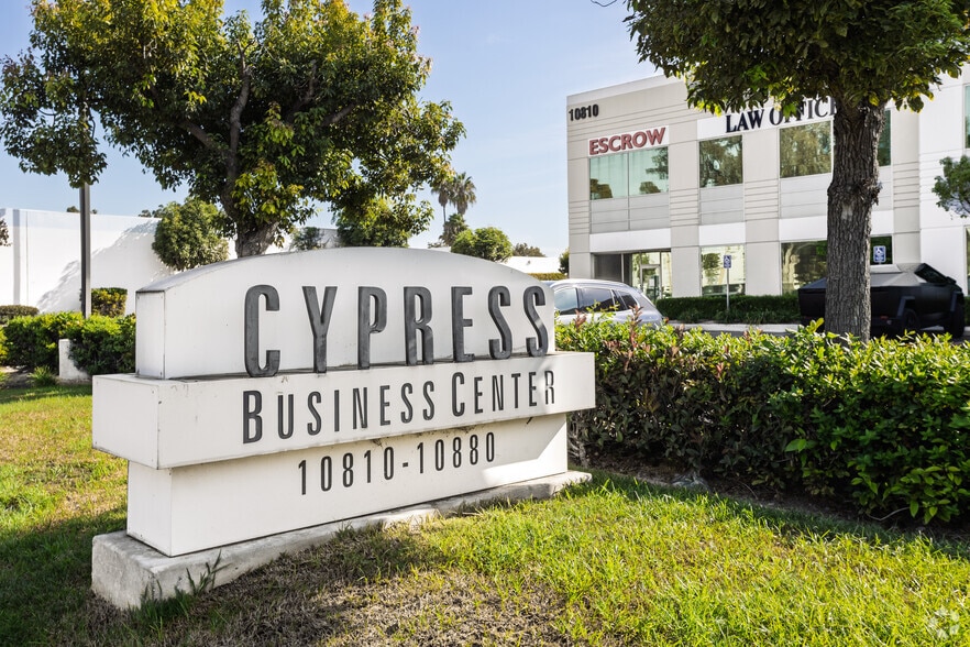 More Photos Of 10850-10880 Walker St, Cypress Warehouse For Sale